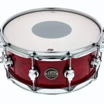 Avis et Test Caisse-Claire DW 14″x5,5″ SN Performance Cherry