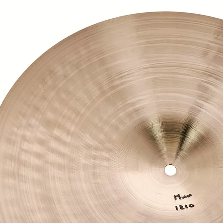 Avis et Test : Ufip 15″ Class Series Hi-Hat Medium