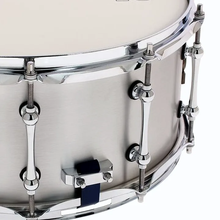 Avis, Test : Caisse-claire DrumCraft 14″x6,5″ Vanguard Snare Alu.