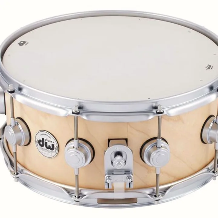 Avis, Test : Caisse-claire DW 14″x06″ Satin Snare Natural SC