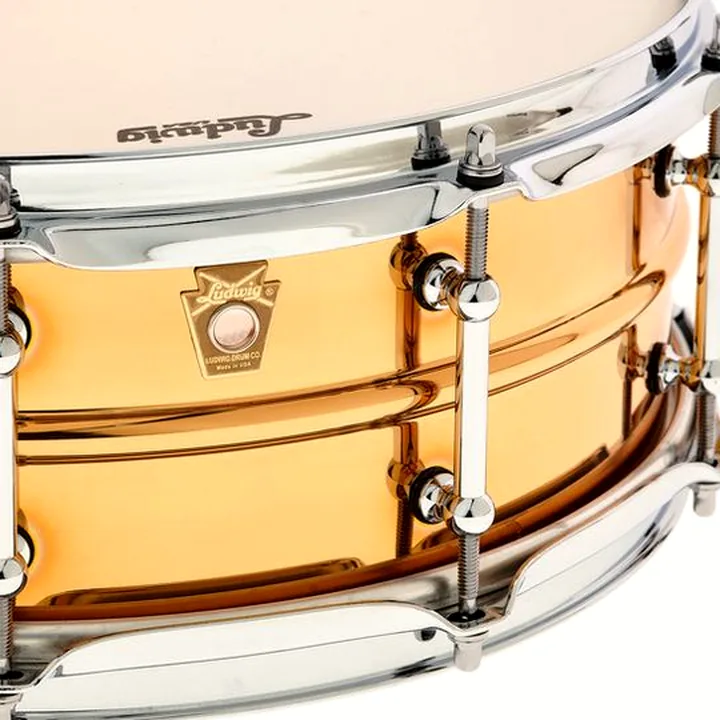 Avis, Test : Caisse-claire Ludwig 14″x05″ LB550T Bronze PhonicAvis et Test : Caisse-claire Ludwig 14″x05″ LB550T Bronze Phonic
