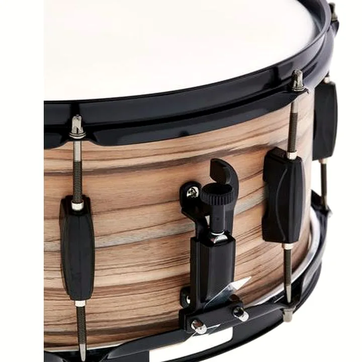 Avis & Test Caisse Claire Tama 14″x6,5″ Woodworks Snare – NZW