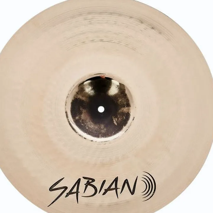 Avis & Test de la crash Sabian 18″ AAX Heavy Crash