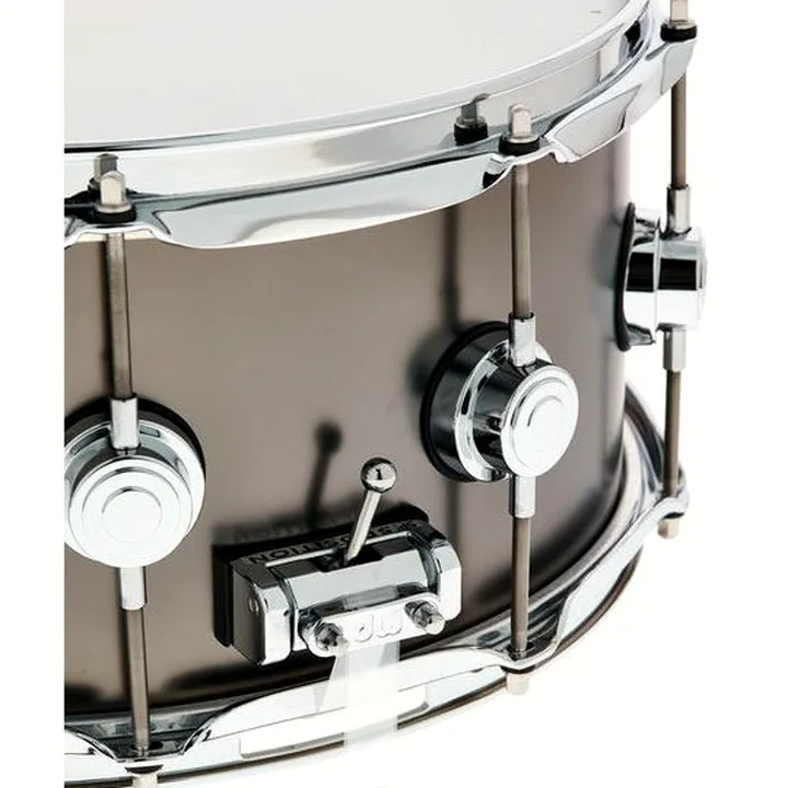 Avis & Test DW 14″x6,5″ SB over Brass Snare