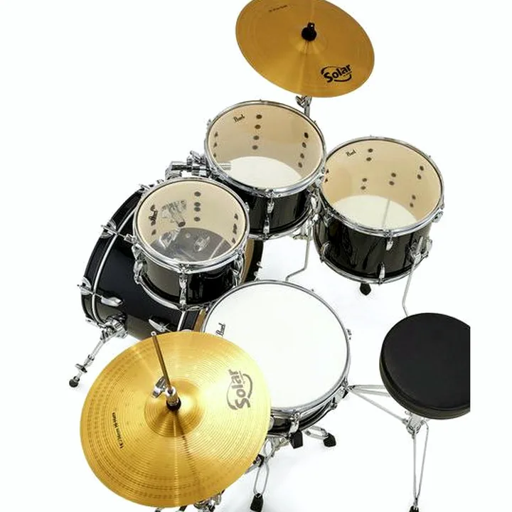 Batterie acoustique Pearl Roadshow 18″ Jet Black Comparatif, Test, Avis