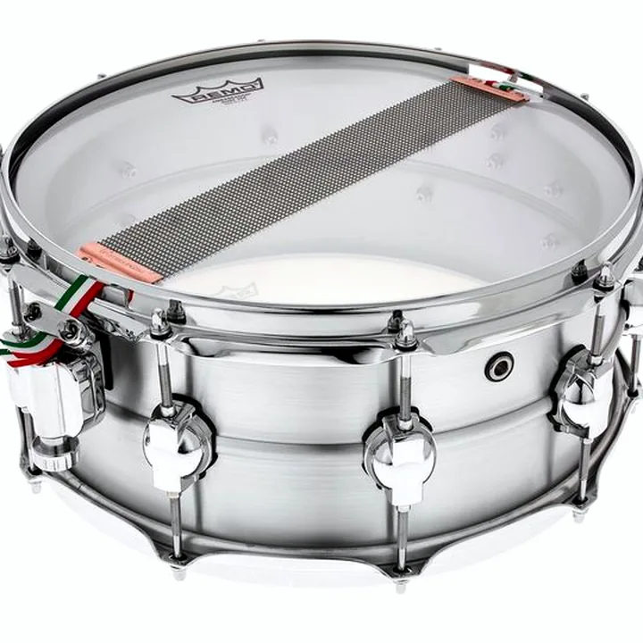 Caisse-claire DS Drum 14″x6″ Seamless Aluminium , Comparatif, Test & Avis