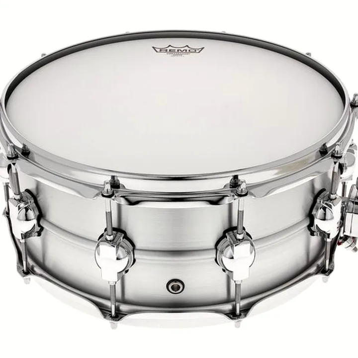 Caisse-claire DS Drum 14″x6″ Seamless Aluminium , Comparatif, Test & Avis