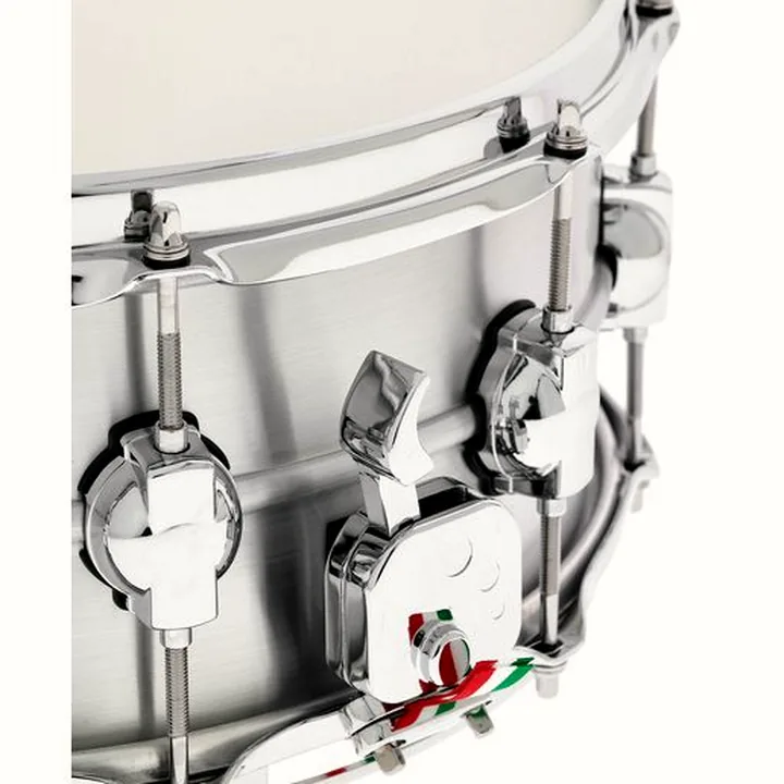 Caisse-claire DS Drum 14″x6″ Seamless Aluminium , Comparatif, Test & Avis
