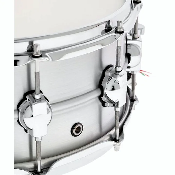 Caisse-claire DS Drum 14″x6″ Seamless Aluminium , Comparatif, Test & Avis