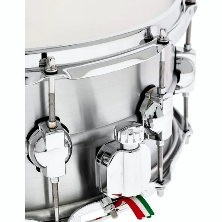 Caisse-claire DS Drum 14″x6″ Seamless Aluminium , Comparatif, Test & Avis