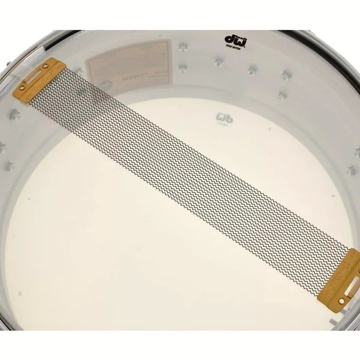 Caisse-claire DW 14″x5,5″ Aluminium Snare Avis, Comparatif et Test