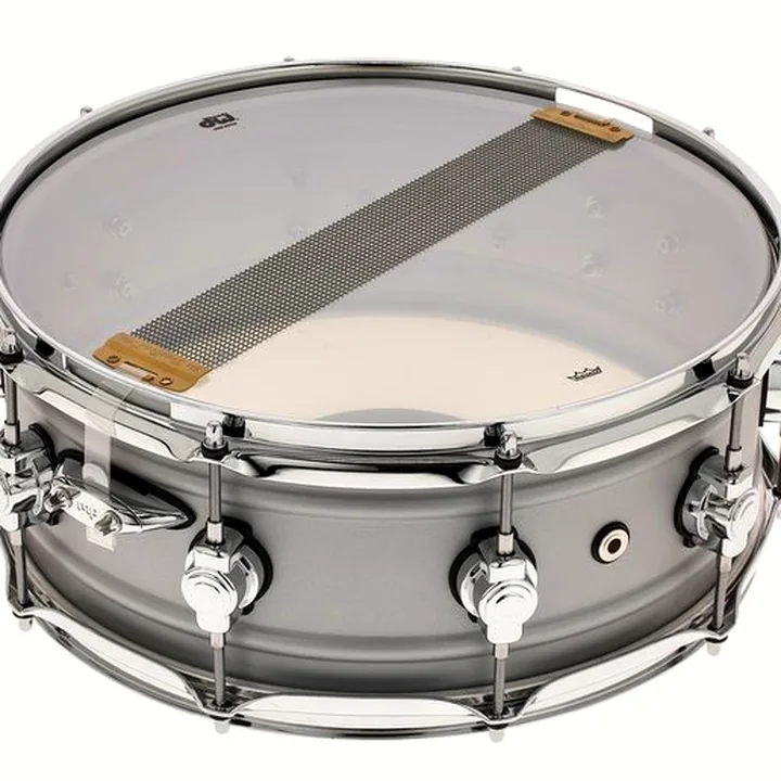 Caisse-claire DW 14″x5,5″ Design Aluminium SD / Avis, Test, Comparatif