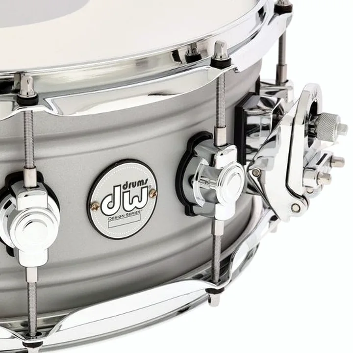 Caisse-claire DW 14″x5,5″ Design Aluminium SD / Avis, Test, Comparatif
