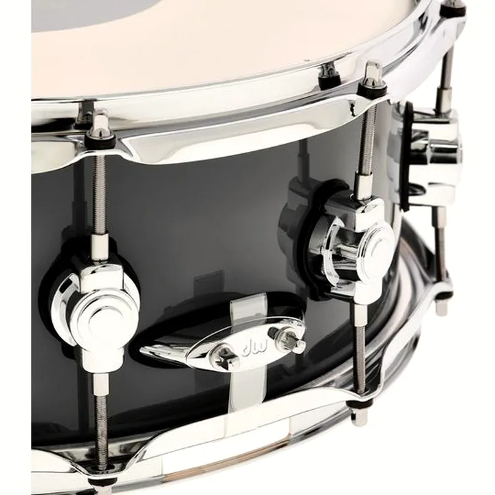 Caisse-claire DW 14″x5,5″ Design Steel Gray SD : Comparatif, Avis et Test