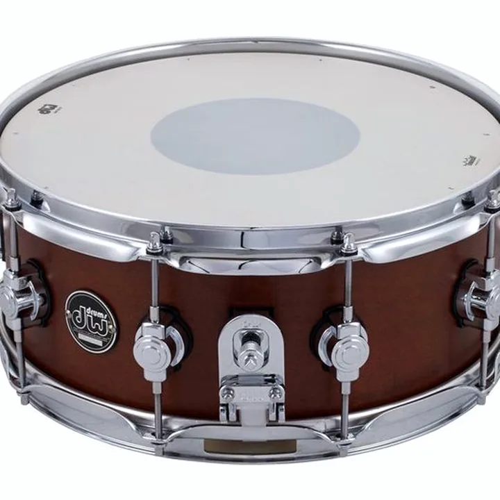 Caisse-Claire DW 14″x5,5″ SN Performance Tobaco Avis, Comparatif & Test