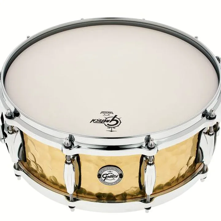 Caisse-Claire Gretsch Drums 14″x5″ Hammered Brass Snare Test, Comparatif & Avis