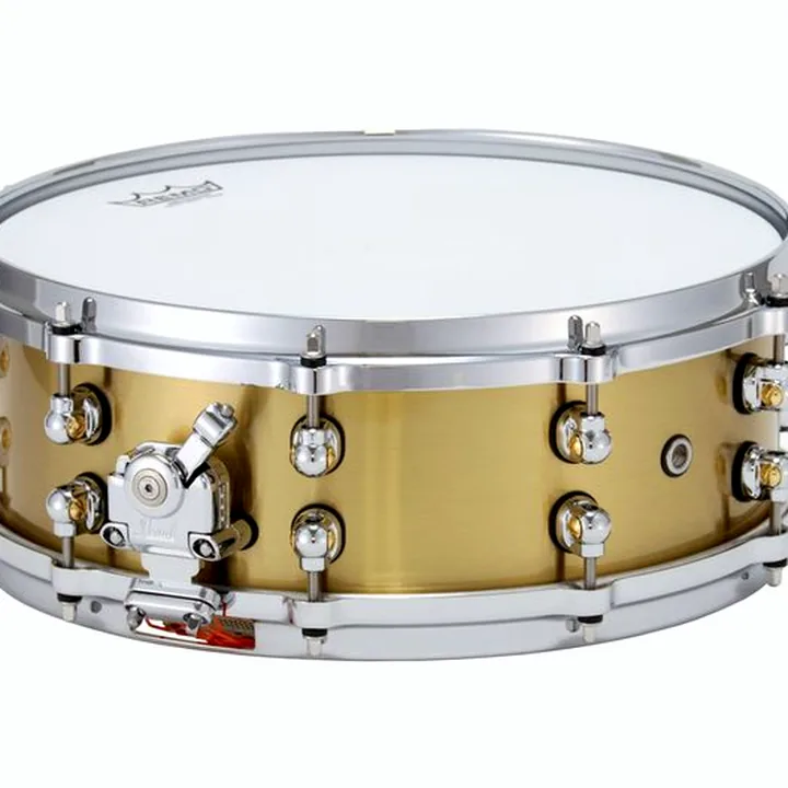 Caisse-claire Pearl 14″x05″ Reference One Brass Avis et Test