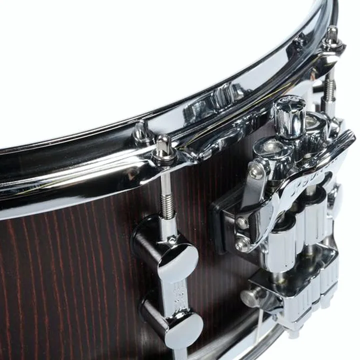 Caisse-Claire Sonor 14″x06″ ProLite Snare Nussbaum Avis, Test & Comparatif