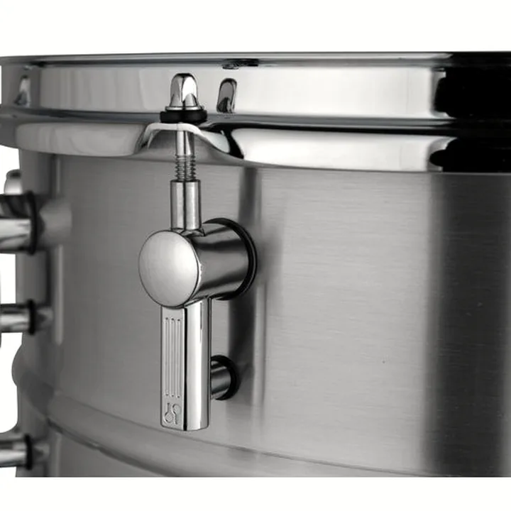 Caisse-claire Sonor 14″x5,75″ Kompressor Alu. SD Test & Avis
