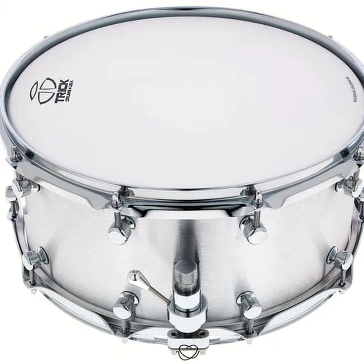 Caisse-Claire Trick Drums 14″x6,5″ Raw Polished Alu Sn. Avis, Comparatif, Test