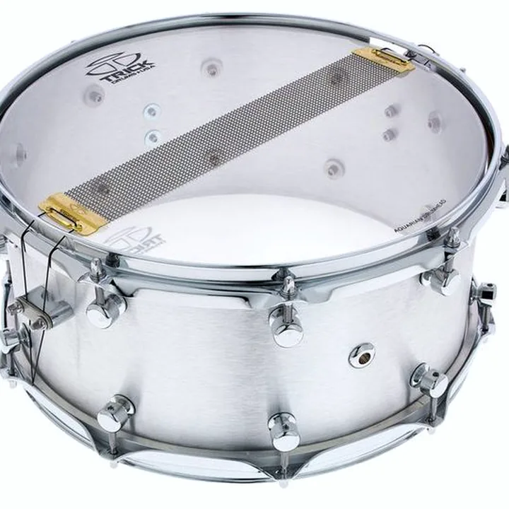 Caisse-Claire Trick Drums 14″x6,5″ Raw Polished Alu Sn. Avis, Comparatif, Test