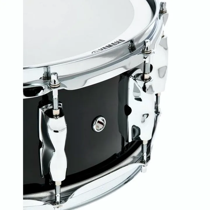Caisse Claire Yamaha Recording Custom 14″x5,5″ SOB Avis, Comparatif & Test