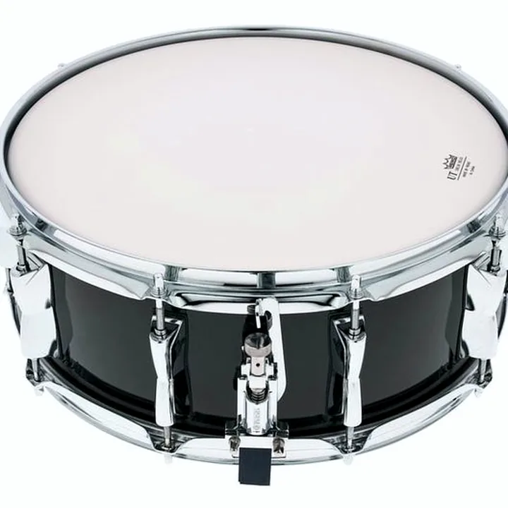 Caisse Claire Yamaha Stage Custom 14″x5,5″ Snare RB / Comparatif, Test & Avis