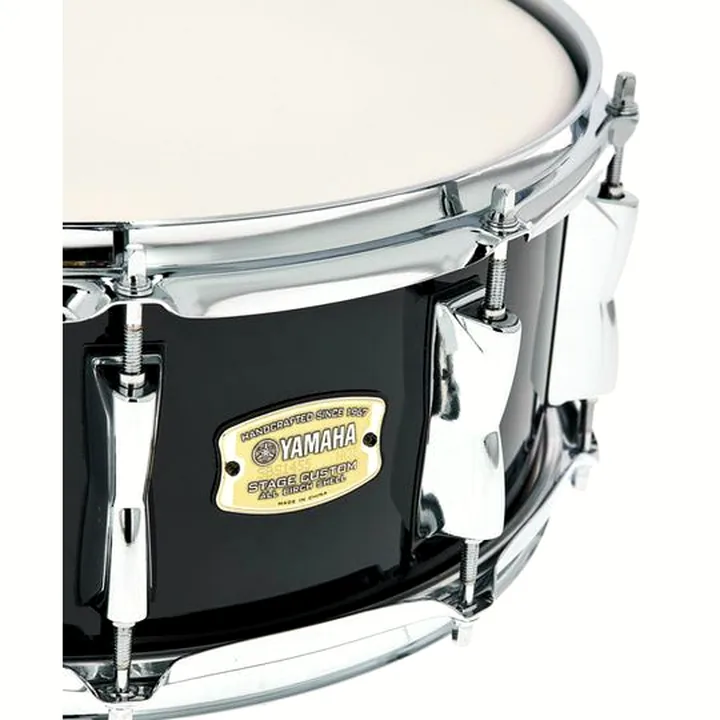 Caisse Claire Yamaha Stage Custom 14″x5,5″ Snare RB / Comparatif, Test & Avis