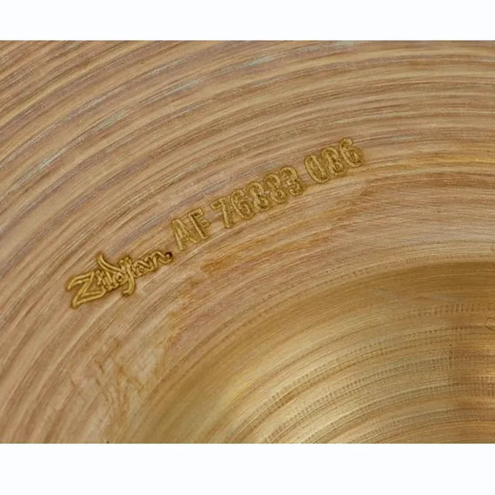 Cymbale charleston Zildjian 14″ Avedis Hi-Hat : Test, Comparatif et Avis