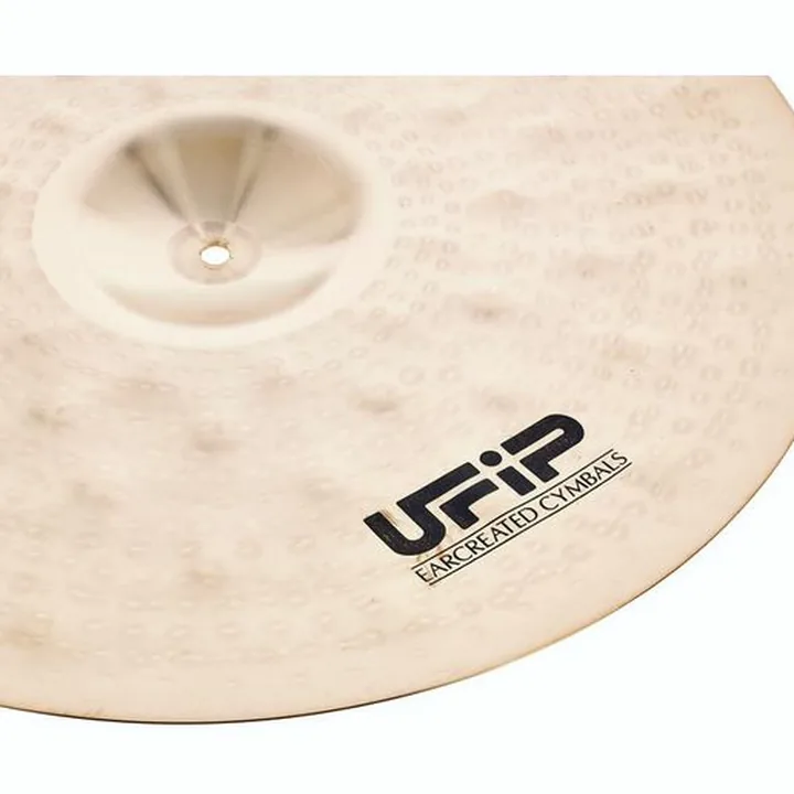 Cymbale crash Ufip 20″ Blast Extra Dry Crash Comparatif, Avis & Test