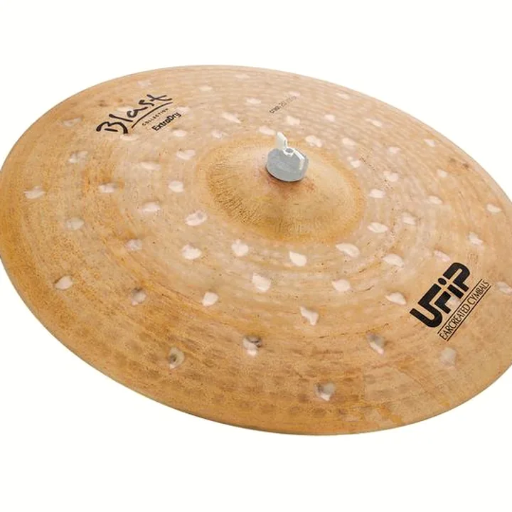 Cymbale crash Ufip 20″ Blast Extra Dry Crash Comparatif, Avis & Test