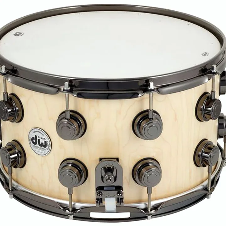 DW Satin Oil 14″x08″ Snare BN Comparatif, Test et Avis