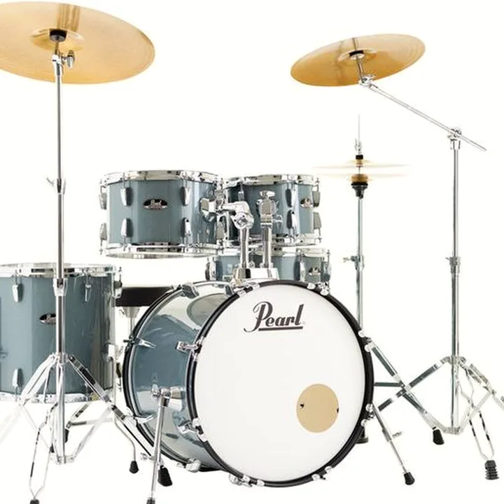 La batterie Acoustique Pearl Roadshow 20″ Plus Charcoal M. : Avis, Comparatif & Test