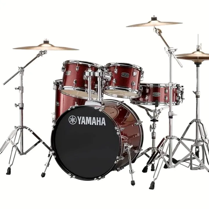 La batterie acoustique Yamaha Rydeen Studio Burgundy Glitter , Avis, Test & Comparatif