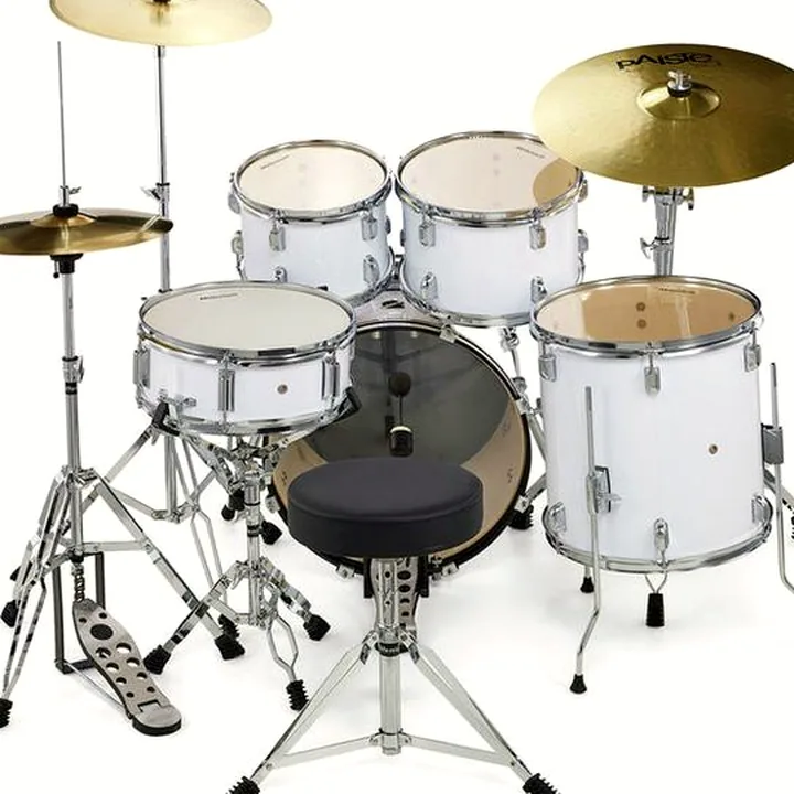 La batterie Millenium Focus 18 Drum Bundle White / Avis, Test & Comparatif