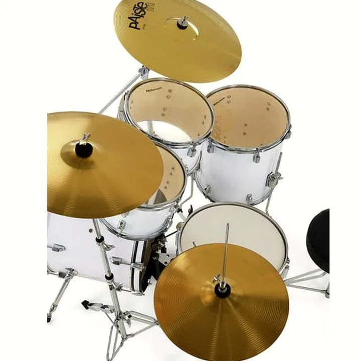 La batterie Millenium Focus 18 Drum Bundle White / Avis, Test & Comparatif
