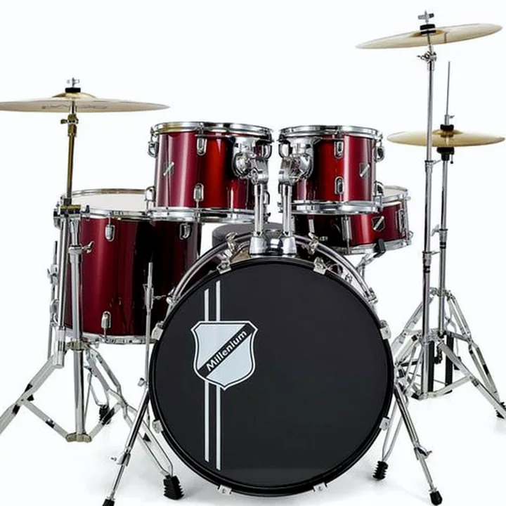 Test & Avis Batterie acoustique Millenium Focus 20 Drum Bundle Red