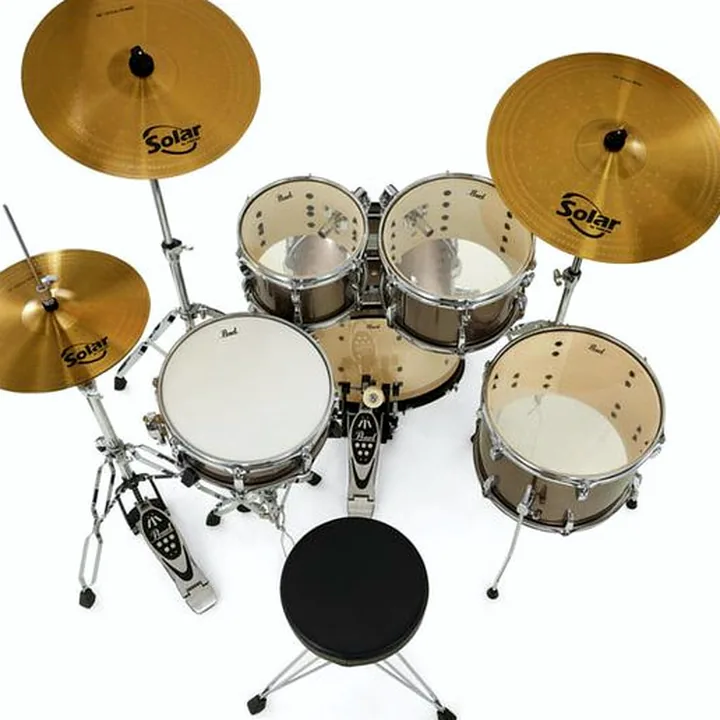 Test & Avis Batterie acoustique Pearl Roadshow 18″ Plus Bronze Met.