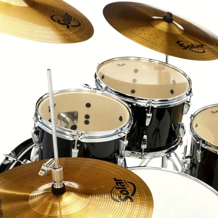 Test & Avis Batterie acoustique Pearl Roadshow 18″ Plus Jet Black