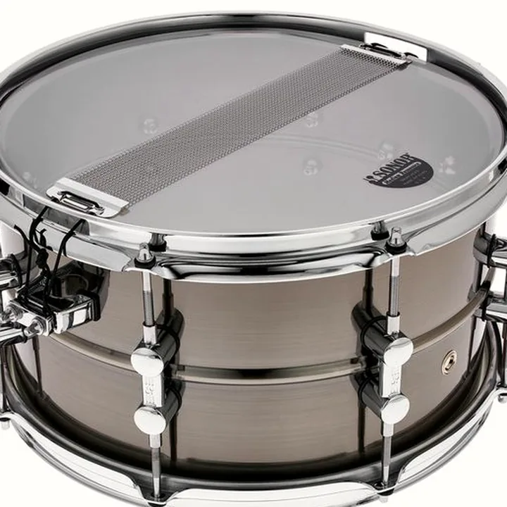 Test & Avis : Caisse-claire Sonor 13″x07″ Kompressor Brass Snare