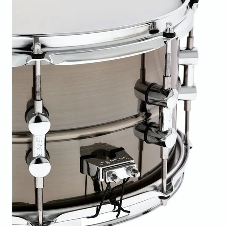 Test & Avis : Caisse-claire Sonor 13″x07″ Kompressor Brass Snare