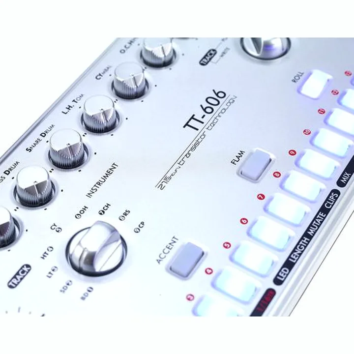 Test & Avis : Cyclone Analogic TT-606 Drum Drone