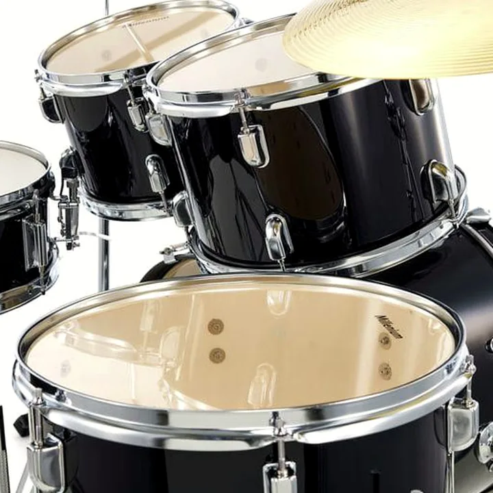 Test, Avis de la batterie Acoustique Millenium Focus 18 Drum Bundle Black