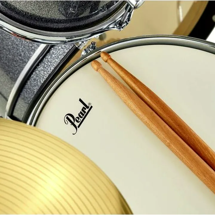 Test, Avis de la batterie Pearl Roadshow Jr. Grindstone Spark.