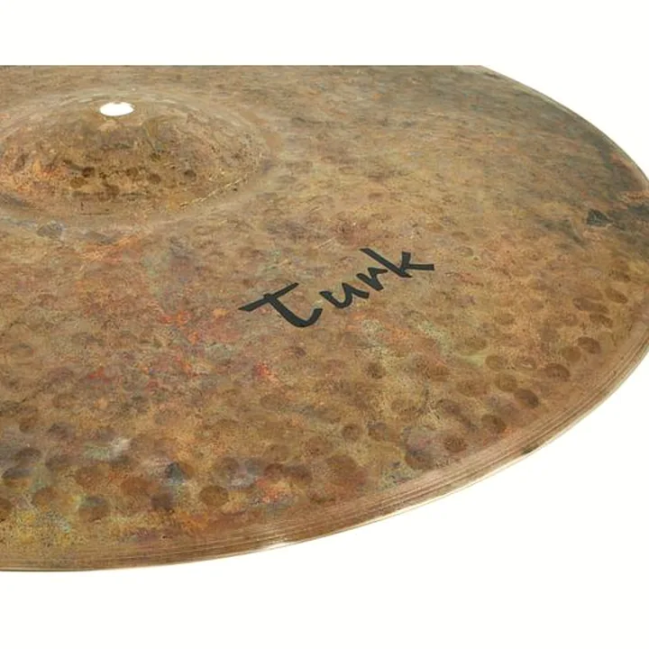 Test & Avis de la cymbale crash Istanbul Mehmet 17″ Crash Turk Series