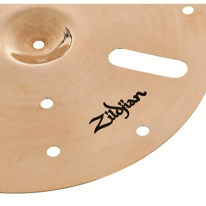 Test & Avis de la cymbale crash Zildjian 16″ A-Custom EFX