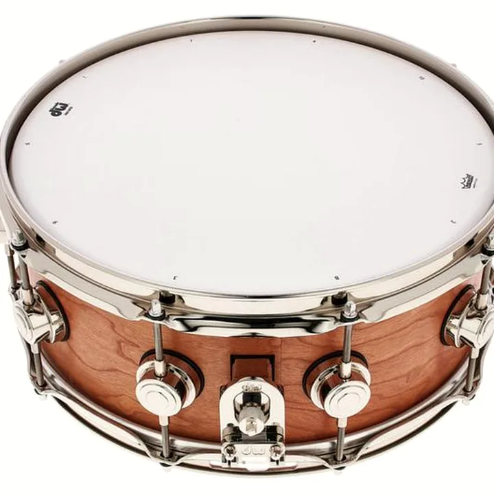 Test & Avis DW 14″x5,5″ Jazz Snare S.Natural