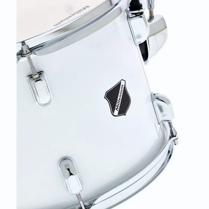 Test, Avis Millenium Focus 12″x8″ Tom Tom White