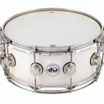 Test et Avis Caisse-Claire DW Satin Oil 14″x06″ Snare White