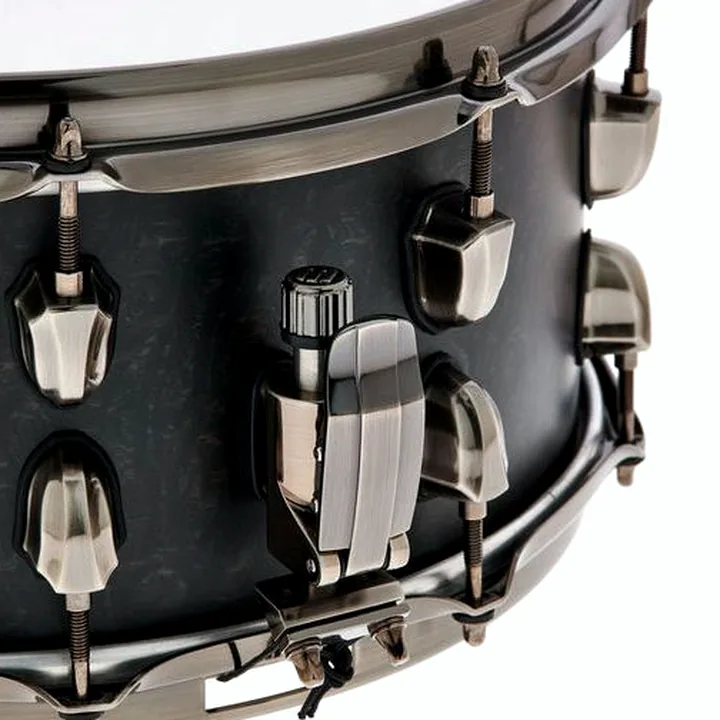 Test et Avis : Caisse-claire Mapex 14″x6.5″ BP Maple Burl Black